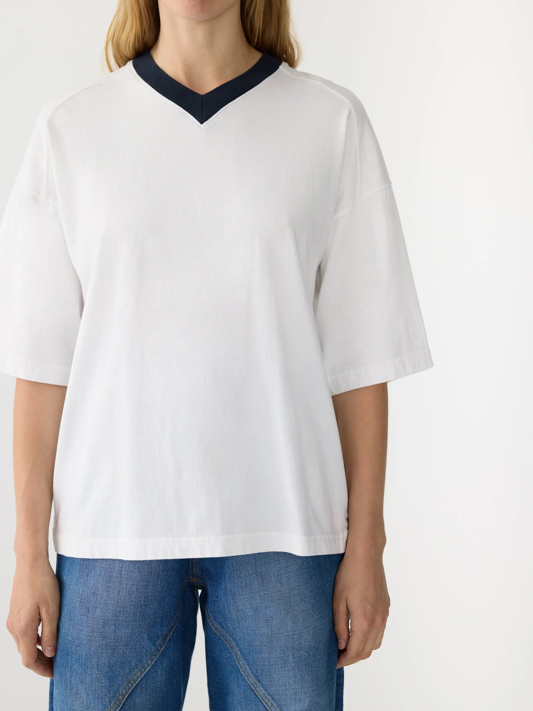 athletic v neck short sleeve t.shirt