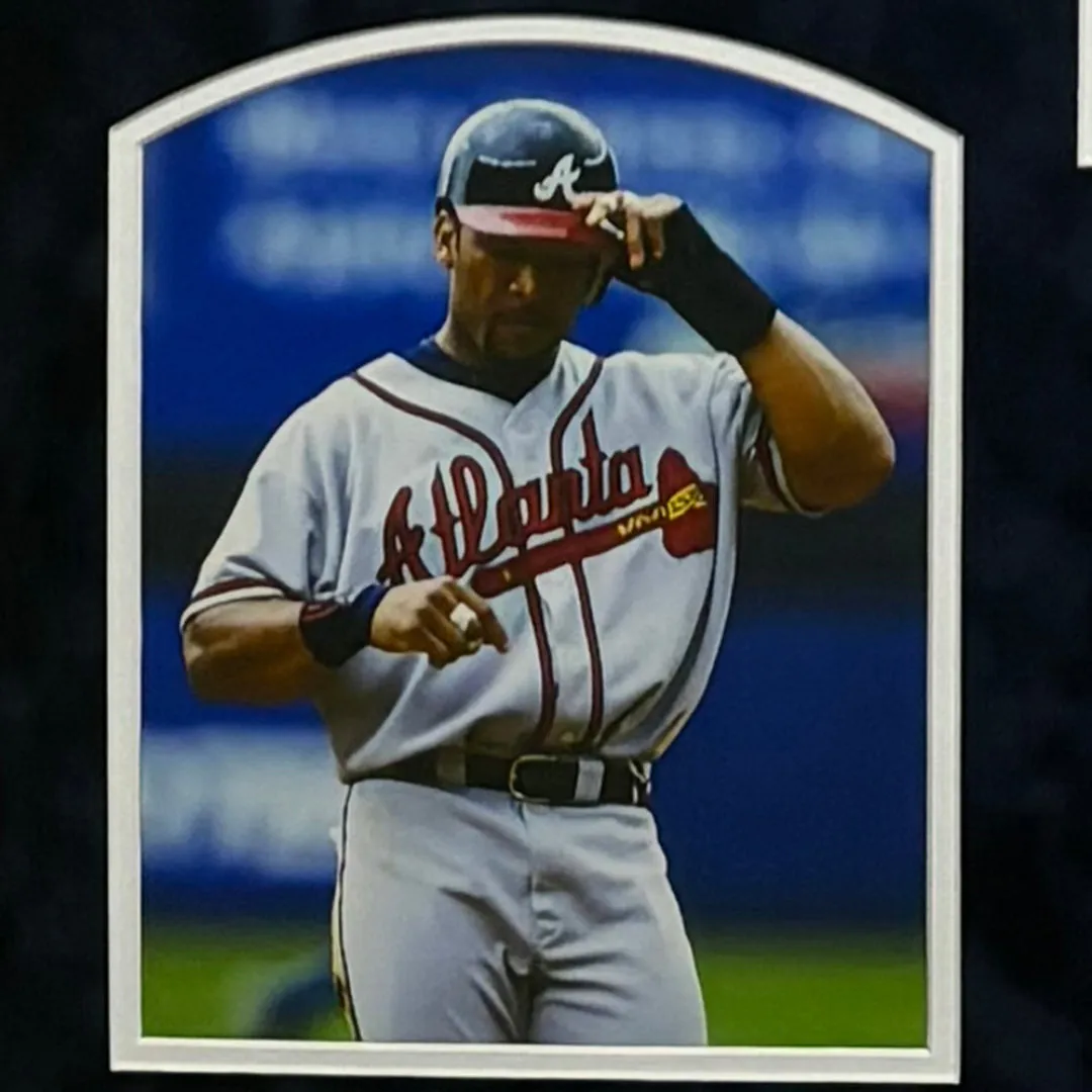 Gary Sheffield Signed Atlanta White Custom Suede Matte Framed Baseball Jersey