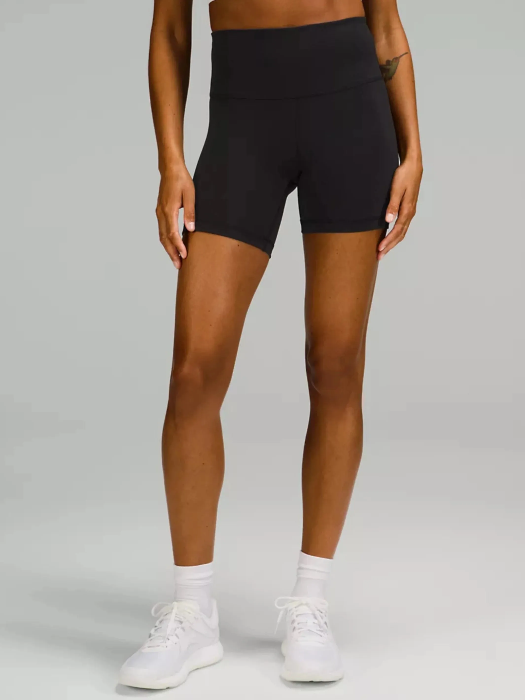 lululemon Wunder Train High-Rise Short 6"