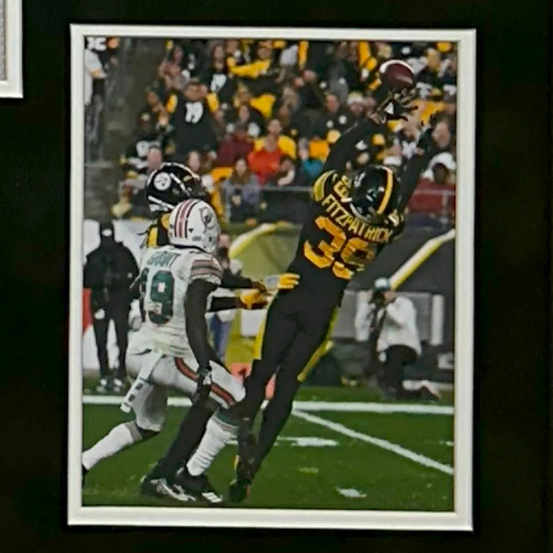 Minkah Fitzpatrick Signed Pittsburgh White Custom Double-Suede Framed football Jersey (PSA)