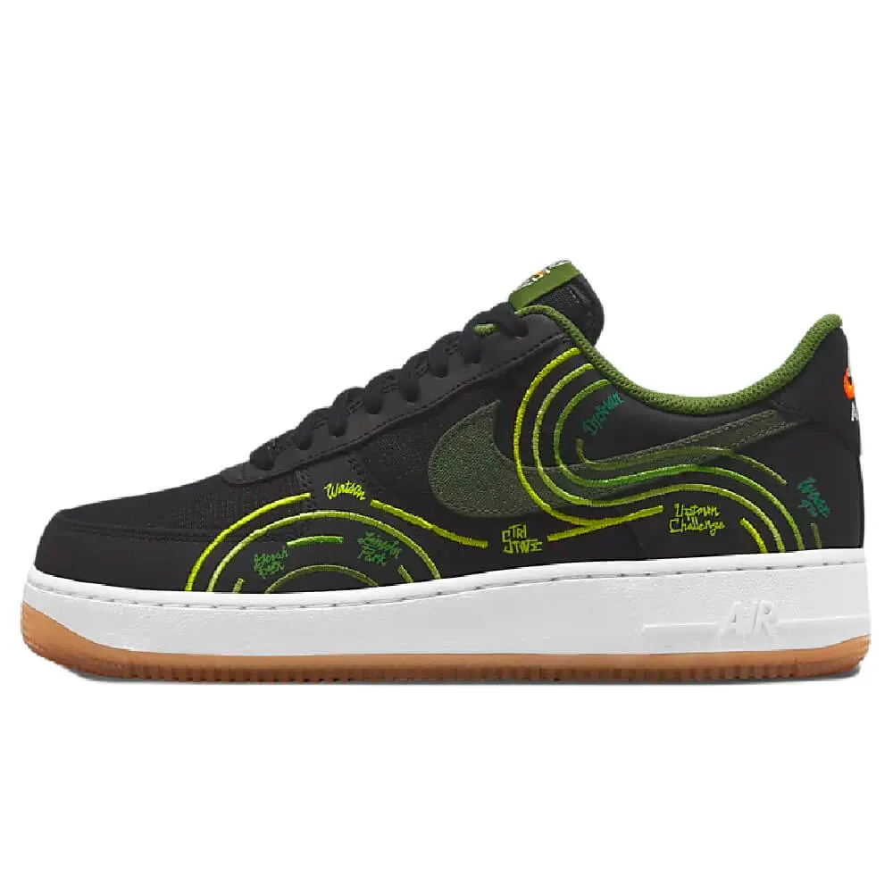 Nike Air Force 1 07 LV8 sneakers, black/white