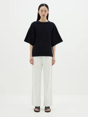 waisted athletic short sleeve t.shirt