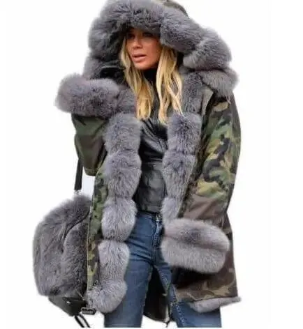 Women's fur collar coat