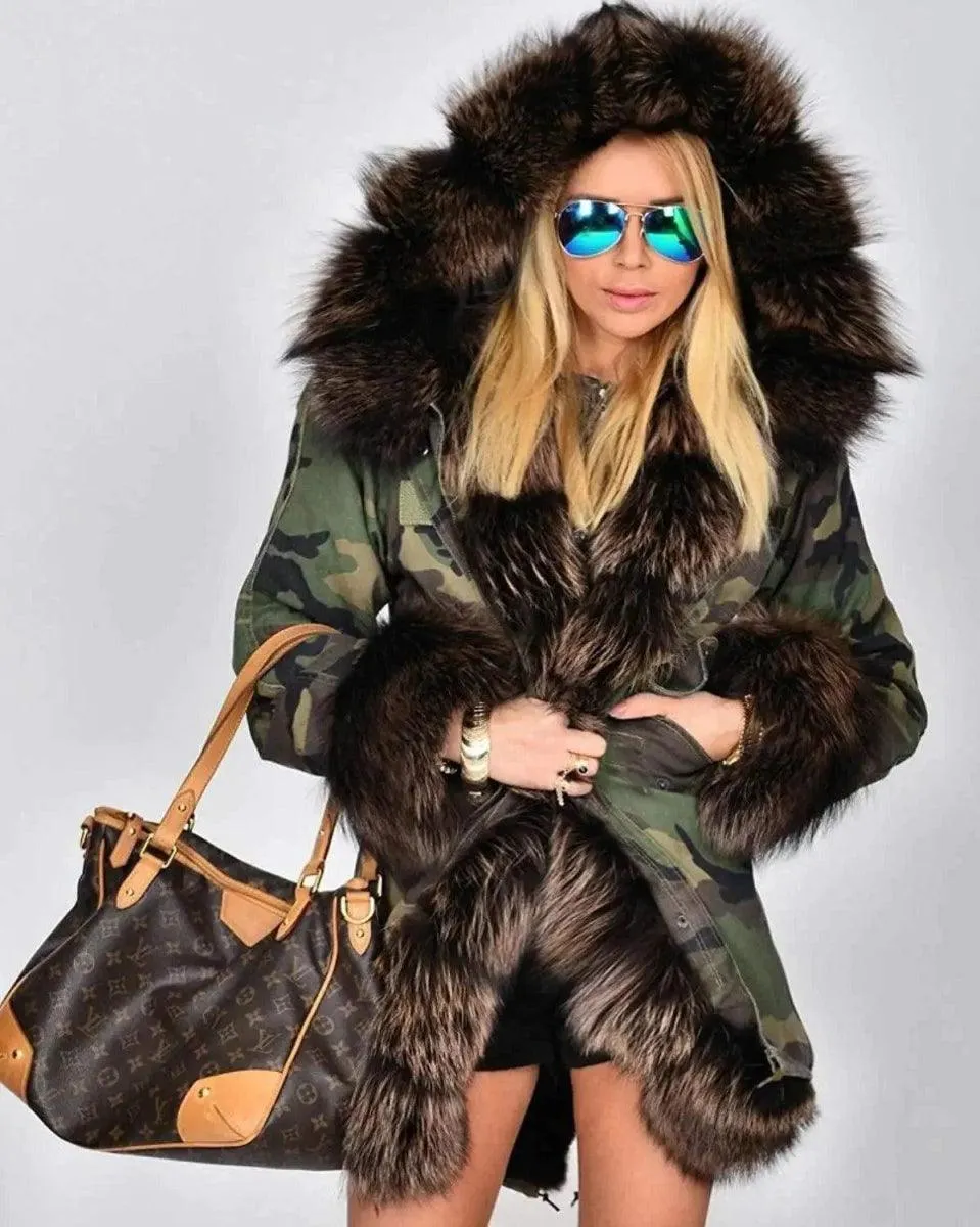 Women's fur collar coat